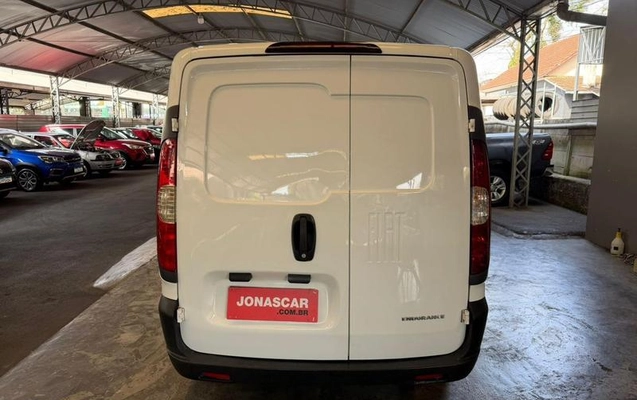 imagem-https://www.socarrao.com.br/sc-vehicle-images-prod/3062501/1788975683825-8351170_12_B_fccc879d74.jpeg