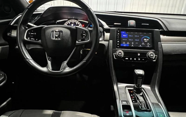 imagem-https://www.socarrao.com.br/sc-vehicle-images-prod/3062912/1789237058193-8351272_9_B_f5751c5e4c.jpeg