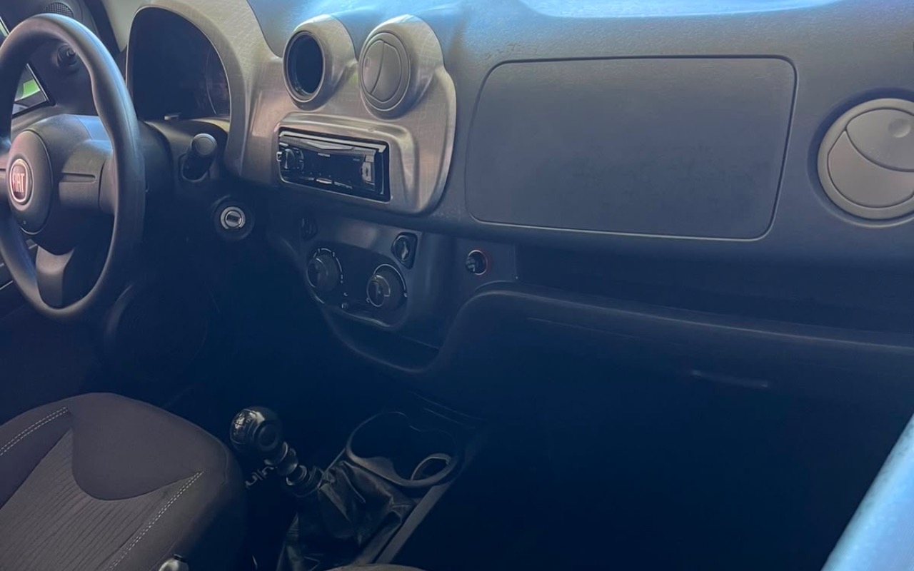 imagem-https://www.socarrao.com.br/sc-vehicle-images-prod/3063113/1785951366627-MDFGNzg1OTktQUJBRS00QzA2LUJEMjUtMzY1OENFODU5REM1LmpwZWc.jpeg