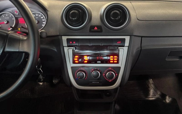 imagem-https://www.socarrao.com.br/sc-vehicle-images-prod/3063152/1789478124929-8343137_5_B_f2e907ea29.jpeg