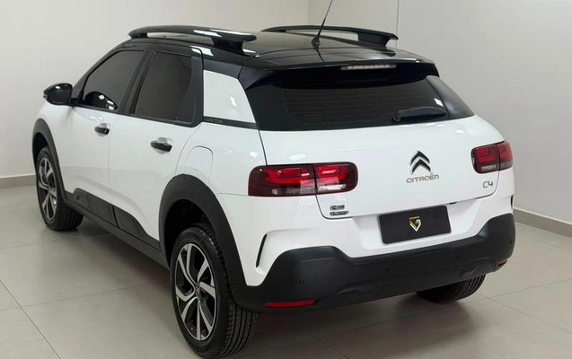 imagem-https://www.socarrao.com.br/sc-vehicle-images-prod/3063279/1789644672978-8276971_13_B_01fda8ca10.jpeg