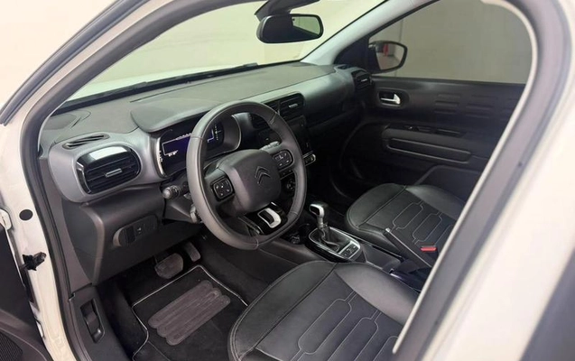 imagem-https://www.socarrao.com.br/sc-vehicle-images-prod/3063279/1789644672981-8276971_16_B_690df612b9.jpeg