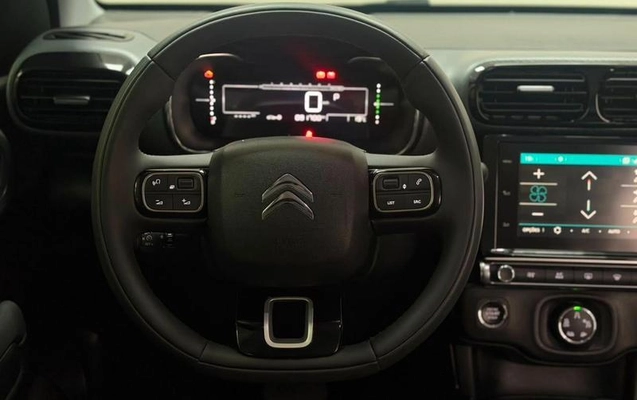 imagem-https://www.socarrao.com.br/sc-vehicle-images-prod/3063279/1789644672990-8276971_27_B_2ed1838384.jpeg