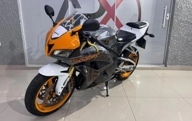 imagem-https://www.socarrao.com.br/sc-vehicle-images-prod/3063368/1787340430413-8195071_12_B_4997555e37.jpeg