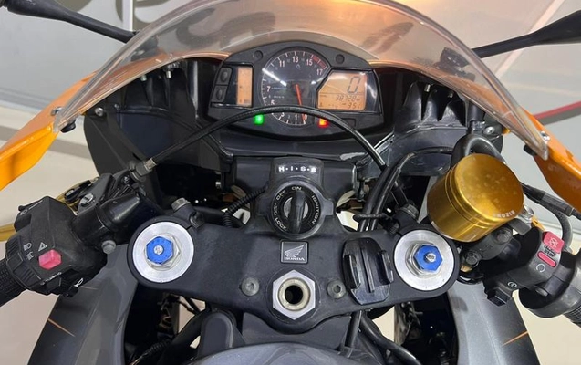 imagem-https://www.socarrao.com.br/sc-vehicle-images-prod/3063368/1787340430424-8195071_8_B_39a435bae7.jpeg