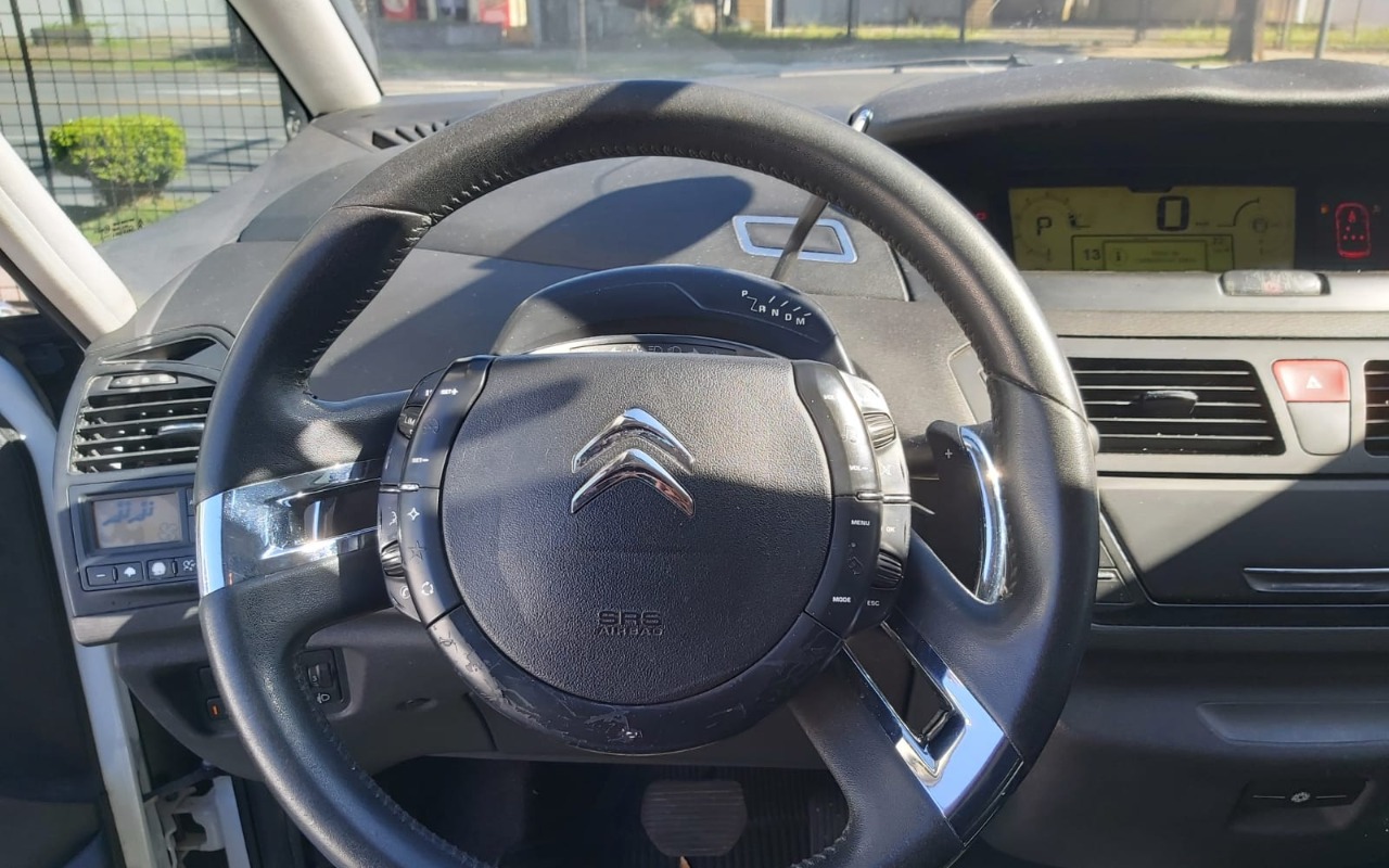imagem-https://www.socarrao.com.br/sc-vehicle-images-prod/3063370/1785951936050-V2hhdHNBcHAgSW1hZ2UgMjAyNi0wNy0wOSBhdCAyMS4yMy4xNyAoMTkpLmpwZWc.jpeg