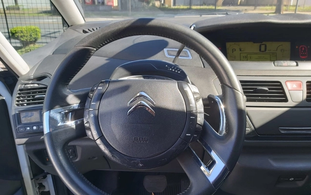 imagem-https://www.socarrao.com.br/sc-vehicle-images-prod/3063370/1785951936050-V2hhdHNBcHAgSW1hZ2UgMjAyNi0wNy0wOSBhdCAyMS4yMy4xNyAoMTkpLmpwZWc.jpeg