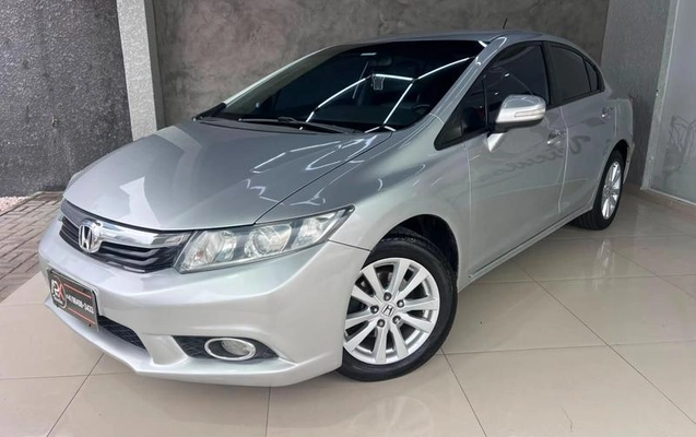 imagem-https://www.socarrao.com.br/sc-vehicle-images-prod/3063393/1787769678578-8302034_4_B_3a6e60a6e4.jpeg