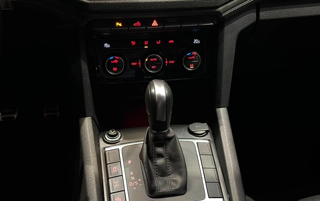 imagem-https://www.socarrao.com.br/sc-vehicle-images-prod/3063426/1785952071687-3ce5a94b60994373ab1ed8e399d91f58_1785951941911.jpg