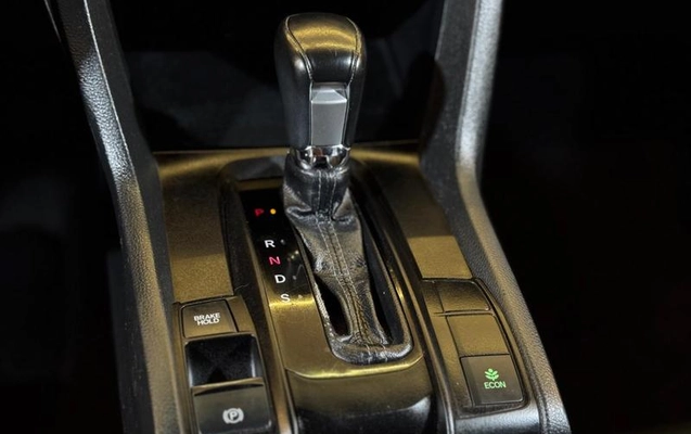 imagem-https://www.socarrao.com.br/sc-vehicle-images-prod/3063586/1786552516117-8279562_19_B_8540c27b64.jpeg