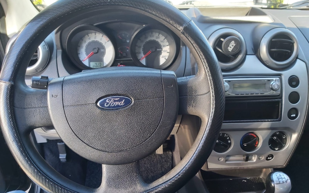 imagem-https://www.socarrao.com.br/sc-vehicle-images-prod/3063733/1785952873225-V2hhdHNBcHAgSW1hZ2UgMjAyNi0wNy0wOSBhdCAyMS4xNi41MCAoMTQpLmpwZWc.jpeg