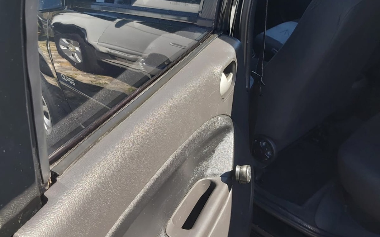 imagem-https://www.socarrao.com.br/sc-vehicle-images-prod/3063733/1785952873772-V2hhdHNBcHAgSW1hZ2UgMjAyNi0wNy0wOSBhdCAyMS4xNi41MCAoOSkuanBlZw.jpeg