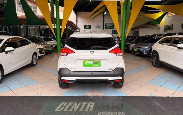 imagem-https://www.socarrao.com.br/sc-vehicle-images-prod/3063785/1789675285556-8280002_1_B_58f0fec978.jpeg