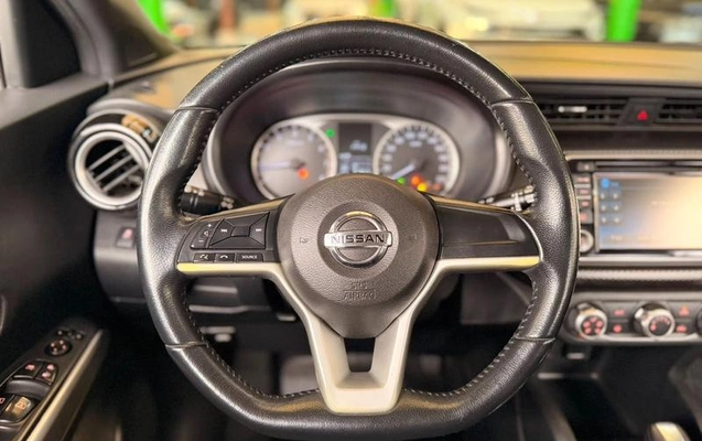 imagem-https://www.socarrao.com.br/sc-vehicle-images-prod/3063785/1789675285560-8280002_0_B_7c9556b9d3.jpeg