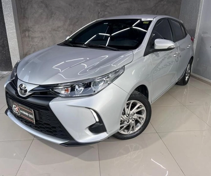Toyota Yaris 2023 Prata — foto 1 de 3