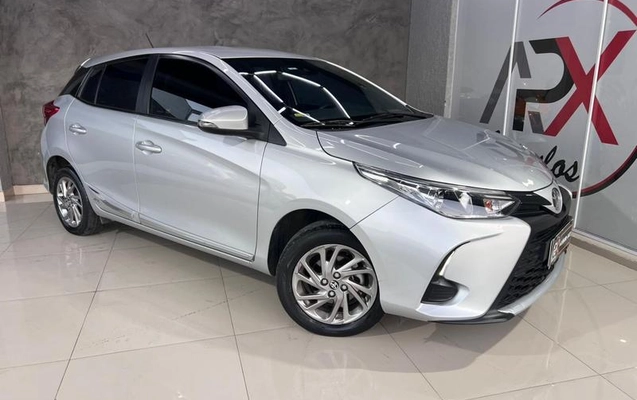 imagem-https://www.socarrao.com.br/sc-vehicle-images-prod/3063863/1787771414445-8200001_4_B_d57f2ec173.jpeg