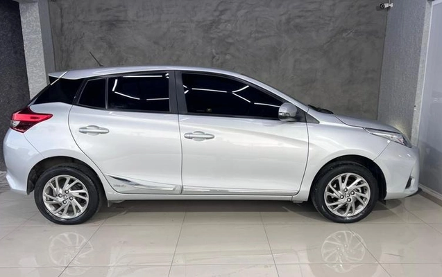 imagem-https://www.socarrao.com.br/sc-vehicle-images-prod/3063863/1787771414445-8200001_5_B_04e45be0d3.jpeg