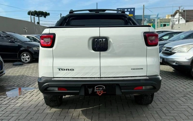 imagem-https://www.socarrao.com.br/sc-vehicle-images-prod/3063939/1789664272170-8351249_2_B_d34934f679.jpeg