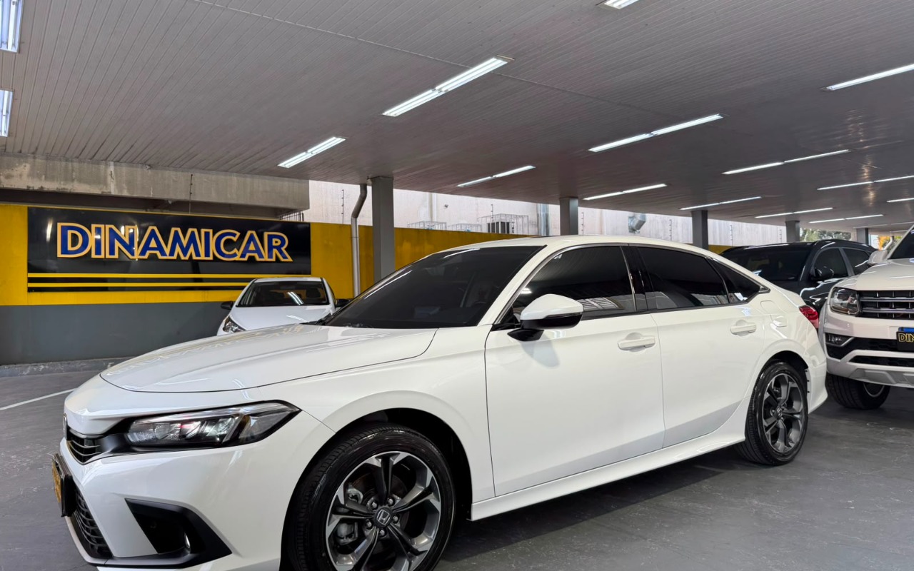 imagem-https://www.socarrao.com.br/sc-vehicle-images-prod/3064319/1785954308534-OC5qcGVn.jpeg