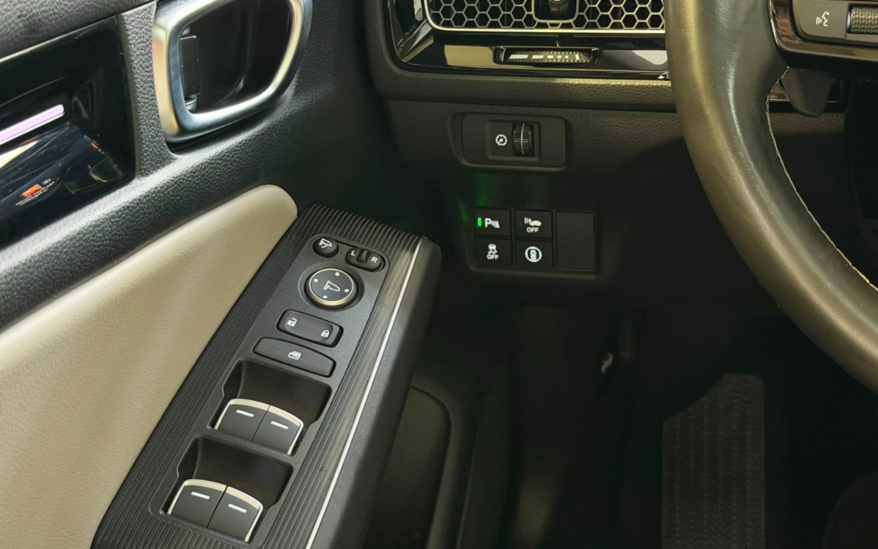 imagem-https://www.socarrao.com.br/sc-vehicle-images-prod/3064319/1785954309190-MTguanBlZw.jpeg