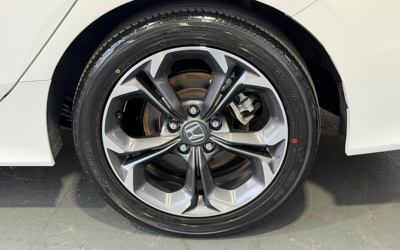 imagem-https://www.socarrao.com.br/sc-vehicle-images-prod/3064319/1785954309248-MTkuanBlZw.jpeg