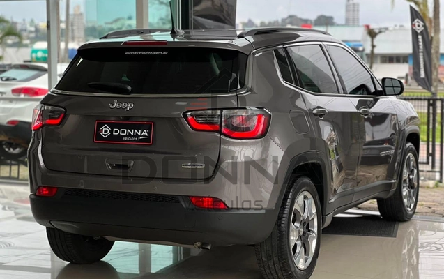 imagem-https://www.socarrao.com.br/sc-vehicle-images-prod/3064698/1788976742963-6399efc7dcdf4123bd183edd4e66138e_1785955298156.jpg