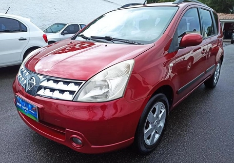 Nissan LIVINA 2012 Vermelho — foto 1 de 3