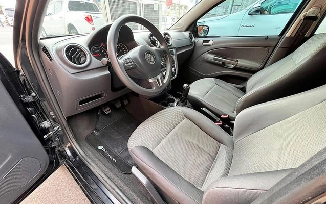 imagem-https://www.socarrao.com.br/sc-vehicle-images-prod/3064843/1787079517544-8352003_1_B_c76f3aa314.jpeg