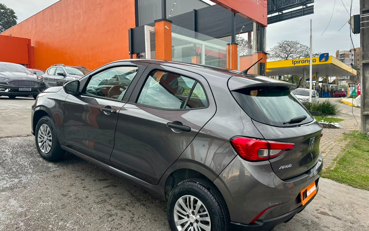imagem-https://www.socarrao.com.br/sc-vehicle-images-prod/3064924/1785955870143-V2hhdHNBcHAgSW1hZ2UgMjAyNi0wOC0wNSBhdCAxMC4wNC4zOC5qcGVn.jpeg