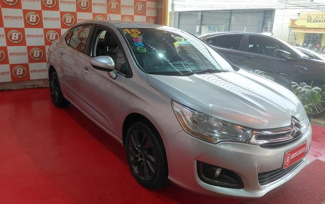 imagem-https://www.socarrao.com.br/sc-vehicle-images-prod/3064998/1785956030825-8207884_1_B_6014b432b8.jpeg