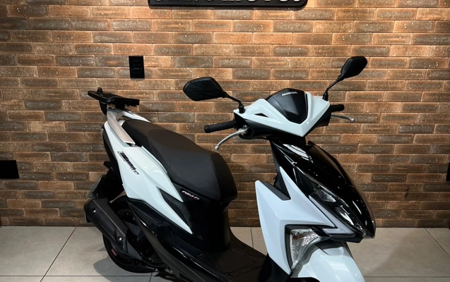 imagem-https://www.socarrao.com.br/sc-vehicle-images-prod/3065037/1786564473396-76a8929f34264c0fac2be873232fcc88_1786564453830.jpg