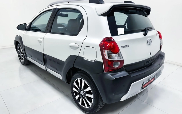 imagem-https://www.socarrao.com.br/sc-vehicle-images-prod/3065489/1785957486834-9914079e7cac4a198bd9326240acfec4_1785957439742.jpg