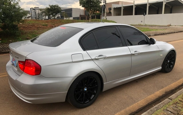 imagem-https://www.socarrao.com.br/sc-vehicle-images-prod/3065886/1786124794422-m45mnxwQpGaHukve8T325Gj2oa6Fbe0A.jpg