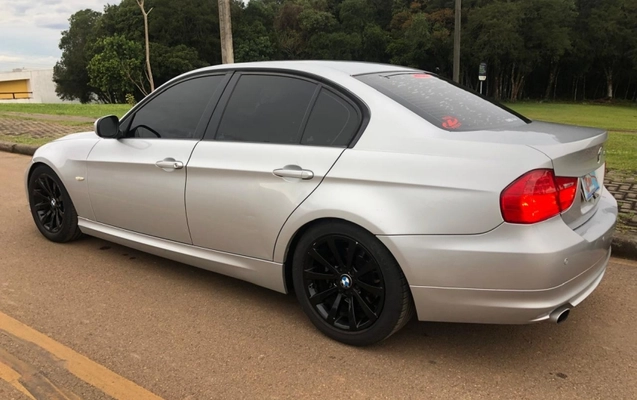 imagem-https://www.socarrao.com.br/sc-vehicle-images-prod/3065886/1786124794425-xdL4rOqW0f8af2trqOqEhlf3HscQp9Ax.jpg