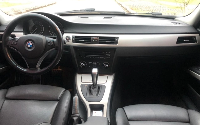imagem-https://www.socarrao.com.br/sc-vehicle-images-prod/3065886/1786124794436-9dS3DaZ8xOytf6c8DhlZPBLuCJiRBne9.jpg