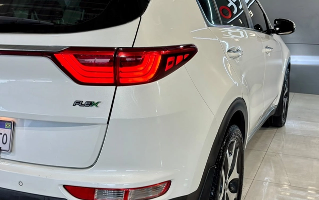 imagem-https://www.socarrao.com.br/sc-vehicle-images-prod/3066016/1785958952577-003_4a47a325dfedc3a6b8f35c819f3e457e.jpeg