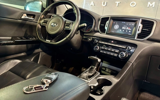 imagem-https://www.socarrao.com.br/sc-vehicle-images-prod/3066016/1785958952584-003_7e25d9661a42e98ad41614e16547fdc1.jpeg