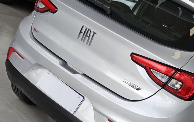 imagem-https://www.socarrao.com.br/sc-vehicle-images-prod/3066125/1785959226022-dyrWFgrzuJgixj2Ie70dRUf66ywYEqdo.jpg