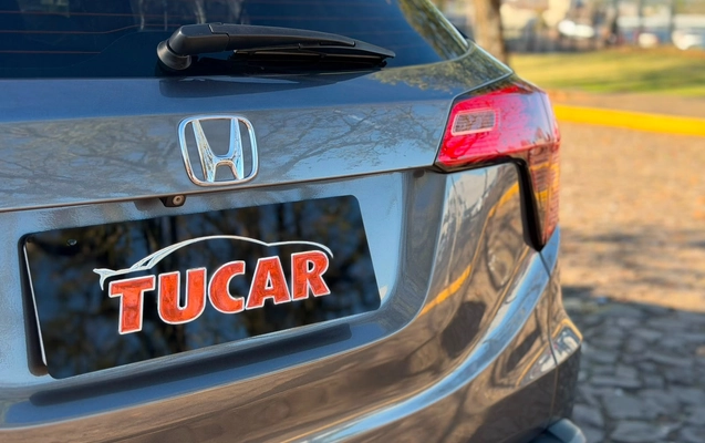 imagem-https://www.socarrao.com.br/sc-vehicle-images-prod/3066503/1785960147752-fe80a0cb-cf00-4c86-b033-c267a27161a9.jpg