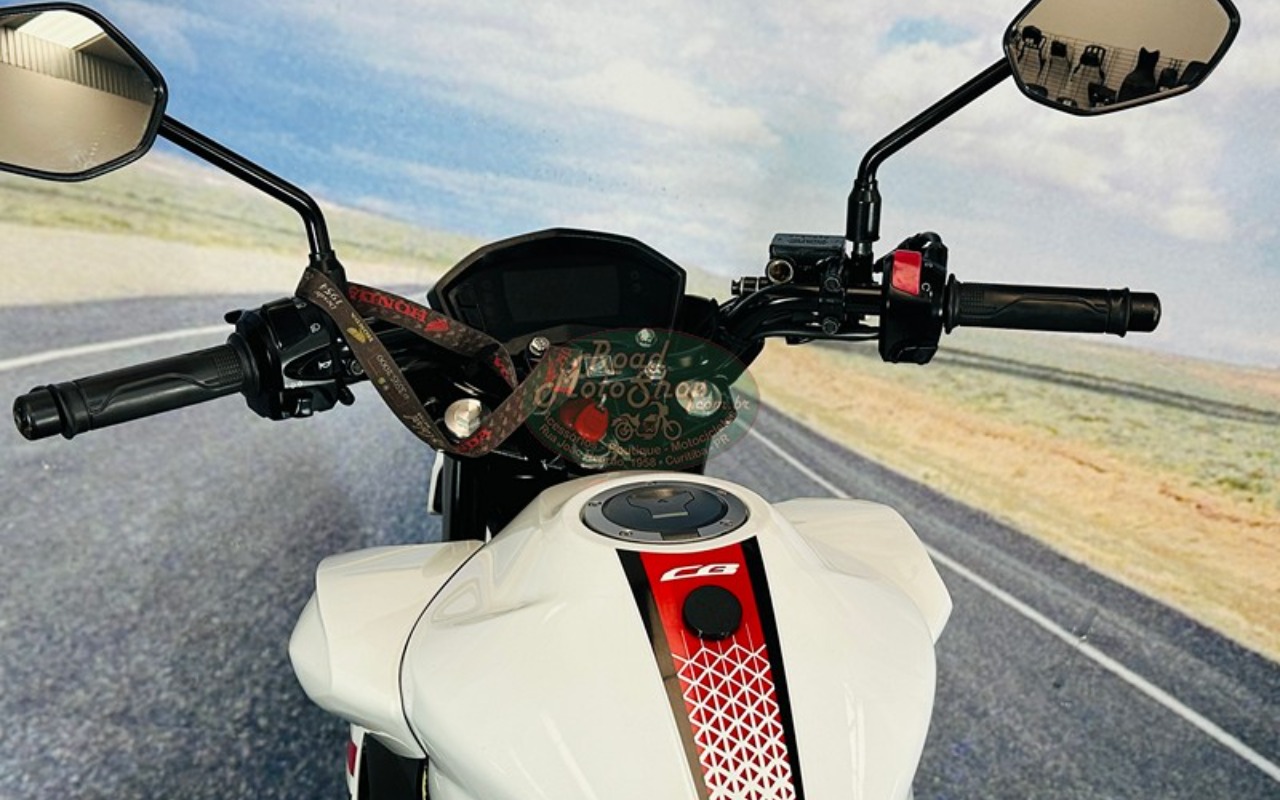 imagem-https://www.socarrao.com.br/sc-vehicle-images-prod/3066826/1785961038445-VFdJU1RFUiAyNTAgQlJBTkNBXzE4LmpwZw.jpg