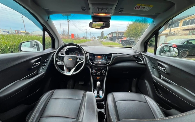 imagem-https://www.socarrao.com.br/sc-vehicle-images-prod/3066839/1785961047708-V2hhdHNBcHAgSW1hZ2UgMjAyNi0wOC0wNSBhdCAxNy4wNC4wMyAoNCkuanBlZw.jpeg