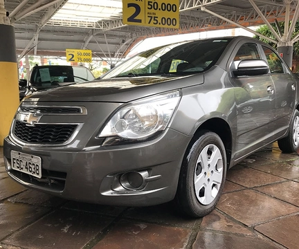 Chevrolet Cobalt 2015 Cinza — foto 1 de 3