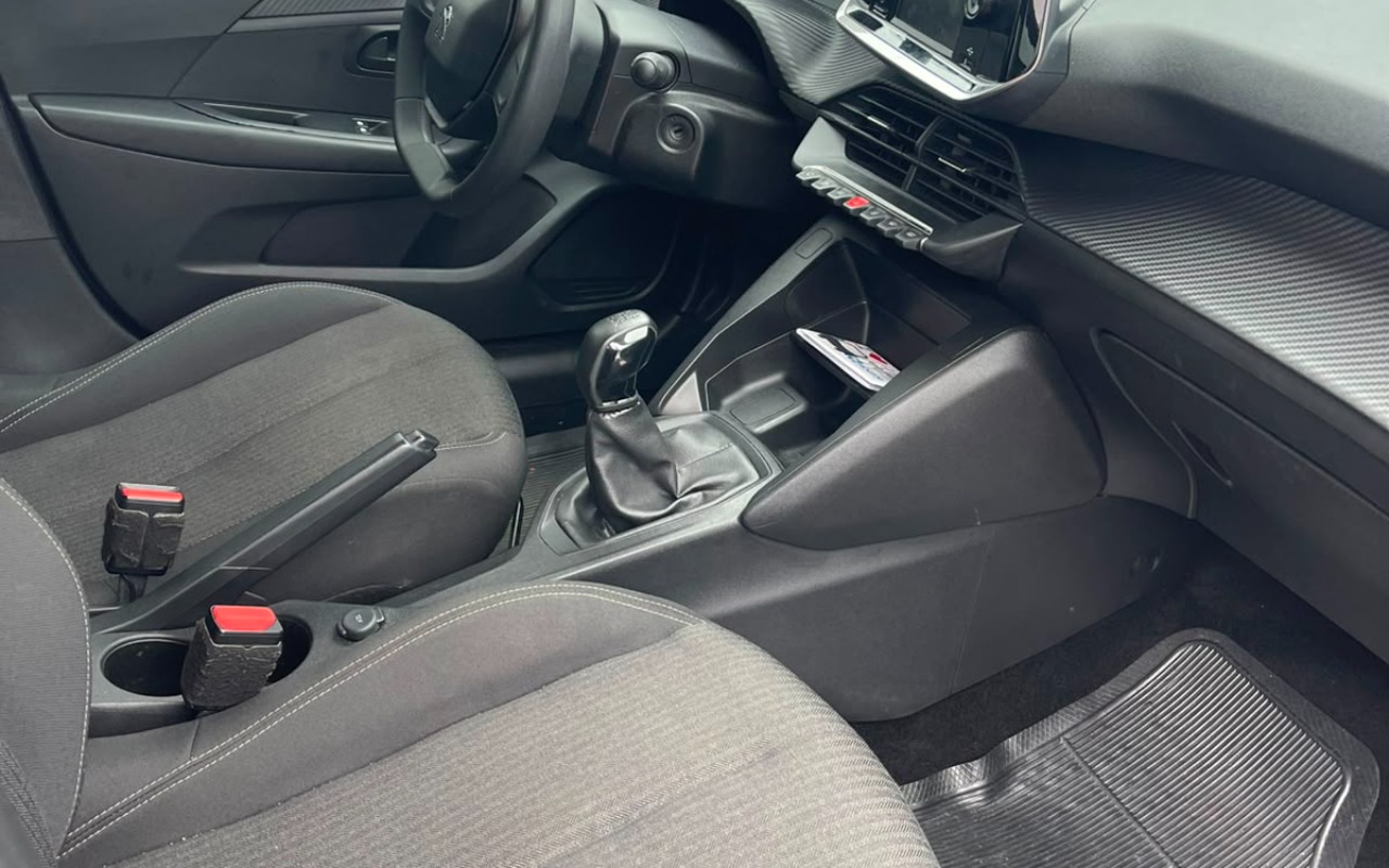 imagem-https://www.socarrao.com.br/sc-vehicle-images-prod/3067514/1785963050835-V2hhdHNBcHAgSW1hZ2UgMjAyNi0wOC0wNSBhdCAxNi4zMC41OCAoMikuanBlZw.jpeg