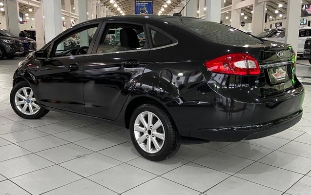 imagem-https://www.socarrao.com.br/sc-vehicle-images-prod/3067541/1789390546217-8342662_13_B_8db60567f3.jpeg
