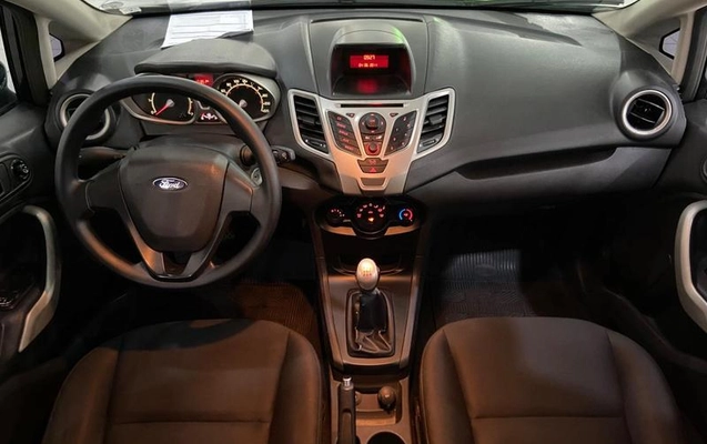 imagem-https://www.socarrao.com.br/sc-vehicle-images-prod/3067541/1789390546230-8342662_10_B_241a584514.jpeg