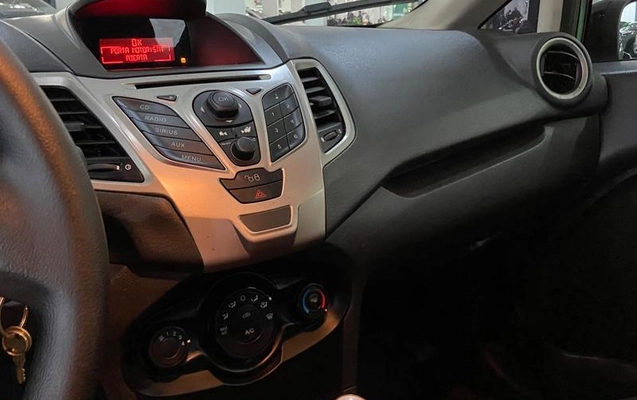 imagem-https://www.socarrao.com.br/sc-vehicle-images-prod/3067541/1789390546236-8342662_21_B_d4cf256855.jpeg