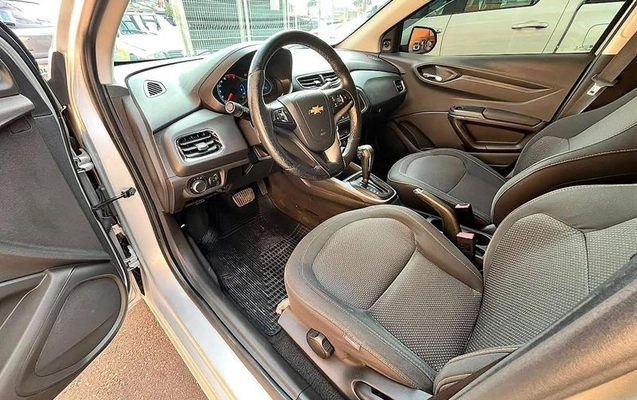 imagem-https://www.socarrao.com.br/sc-vehicle-images-prod/3067822/1787079526971-8352953_6_B_5aaa6e8a84.jpeg