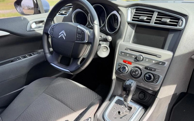 imagem-https://www.socarrao.com.br/sc-vehicle-images-prod/3068262/1792001765200-8335963_14_B_6cdb51b1a1.jpeg