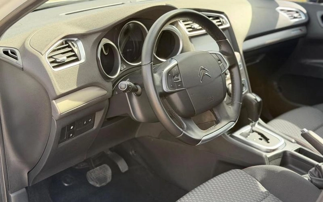 imagem-https://www.socarrao.com.br/sc-vehicle-images-prod/3068262/1792001765203-8335963_2_B_085af0dd40.jpeg
