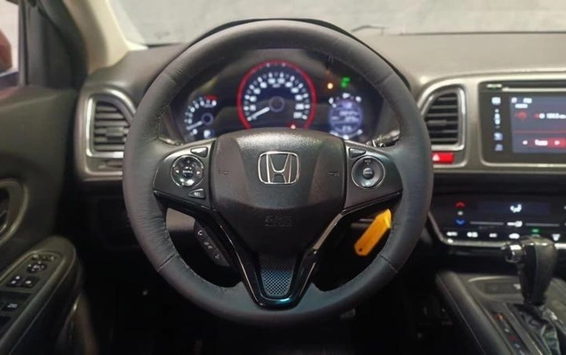 imagem-https://www.socarrao.com.br/sc-vehicle-images-prod/3068660/1786115102047-8090778_22_B_5c66da1d34.jpeg